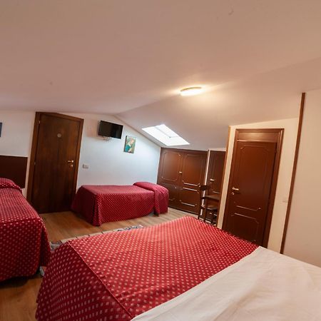 Hotel Pax Assisi Ngoại thất bức ảnh