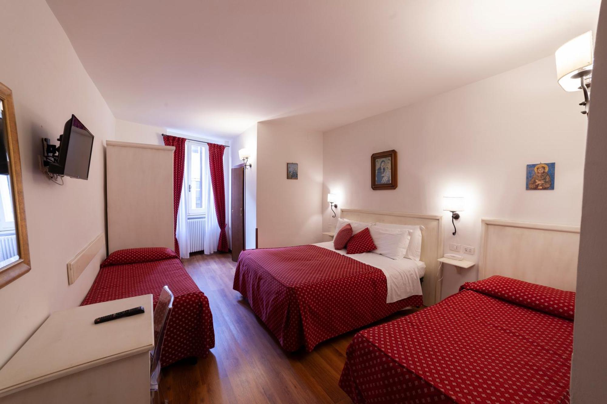 Hotel Pax Assisi Ngoại thất bức ảnh
