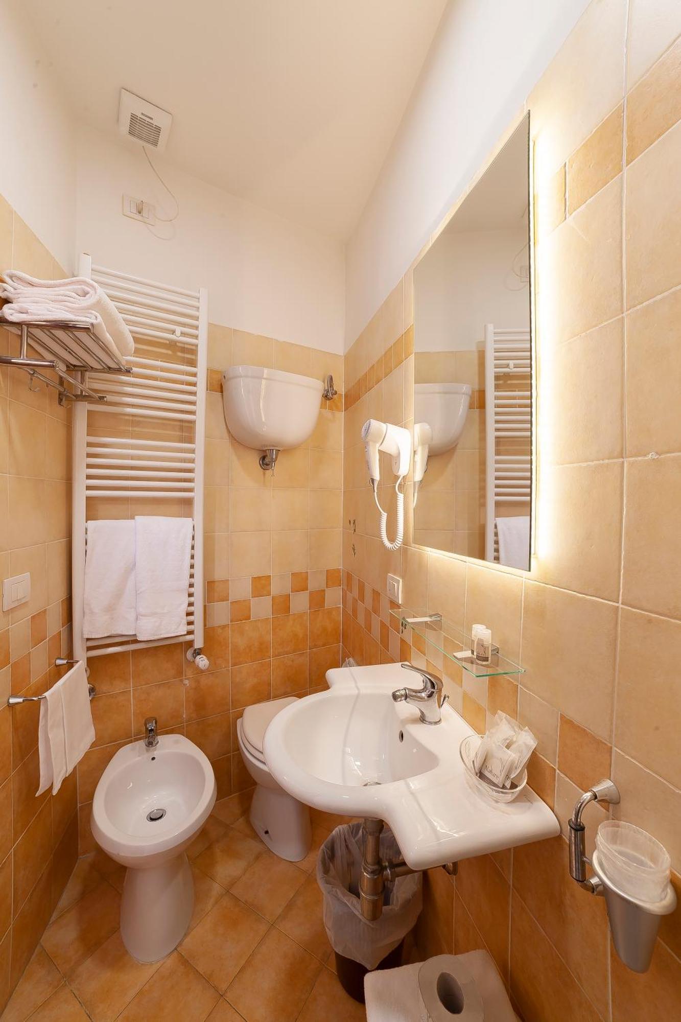 Hotel Pax Assisi Ngoại thất bức ảnh