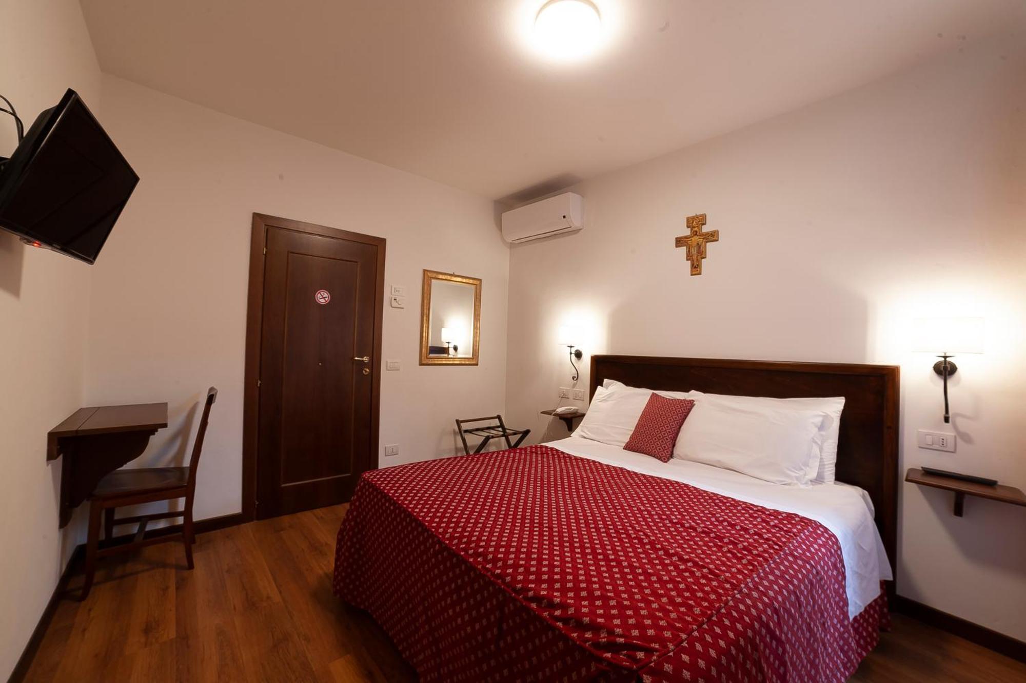 Hotel Pax Assisi Ngoại thất bức ảnh