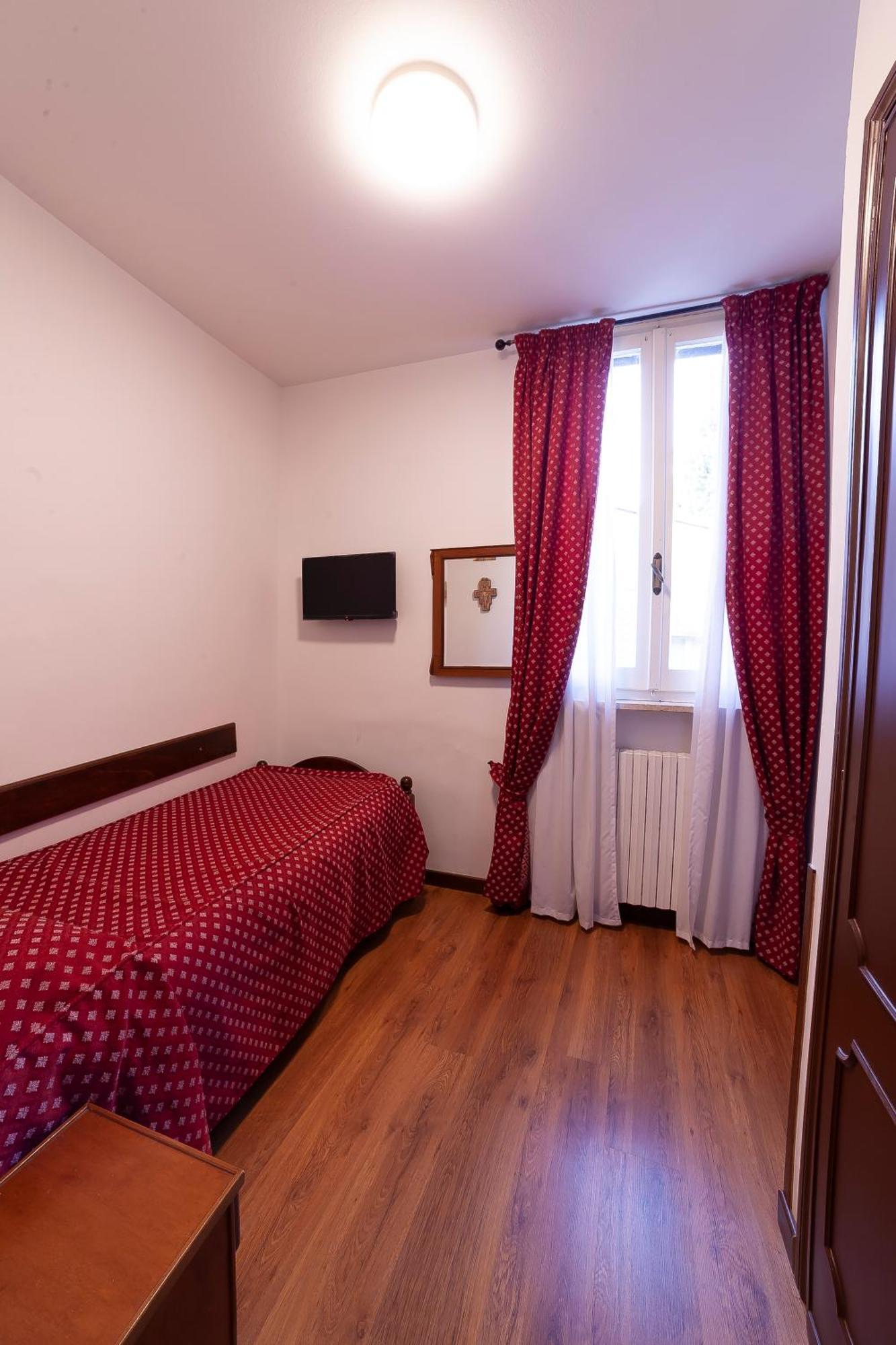 Hotel Pax Assisi Ngoại thất bức ảnh