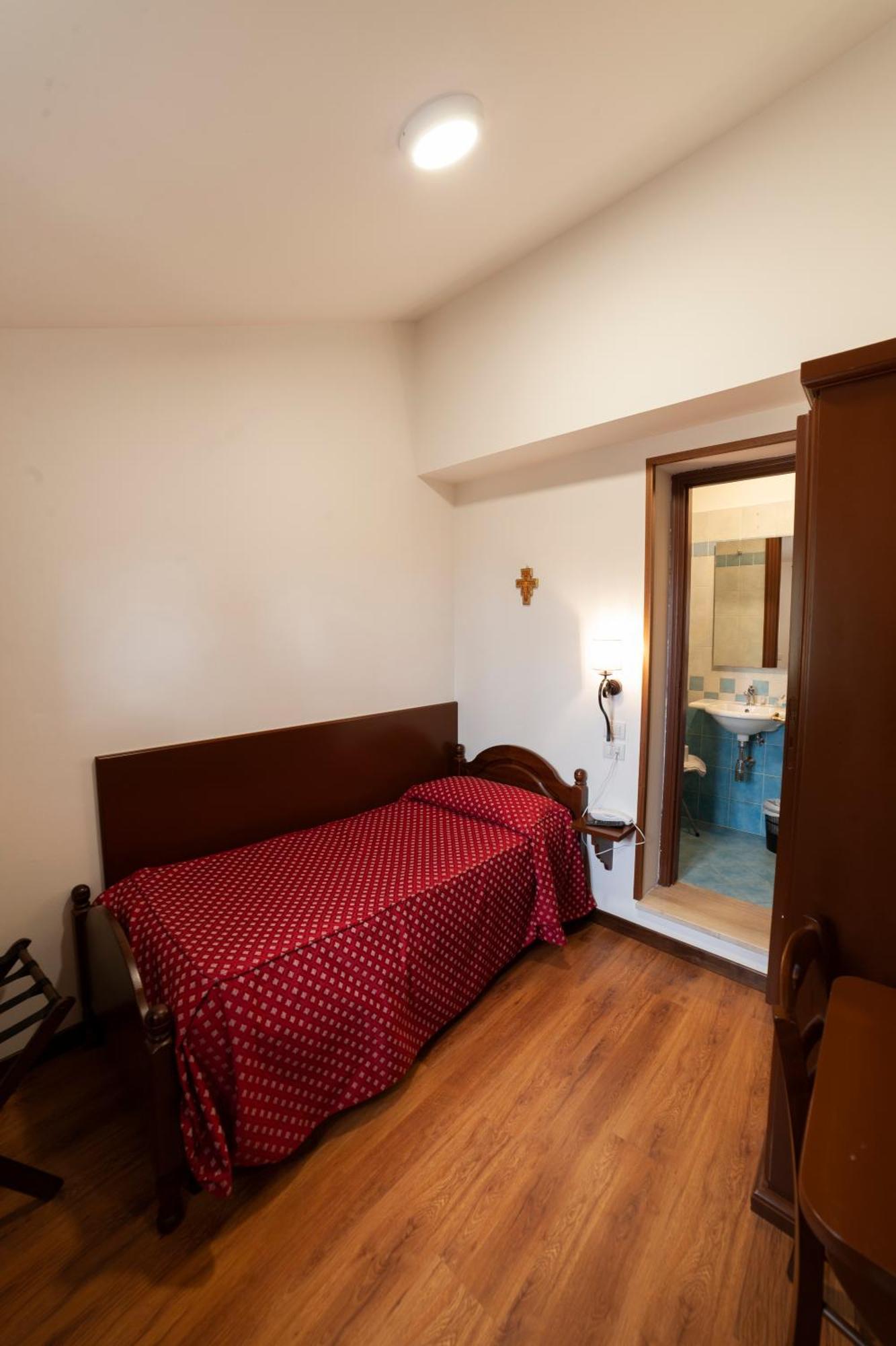 Hotel Pax Assisi Ngoại thất bức ảnh