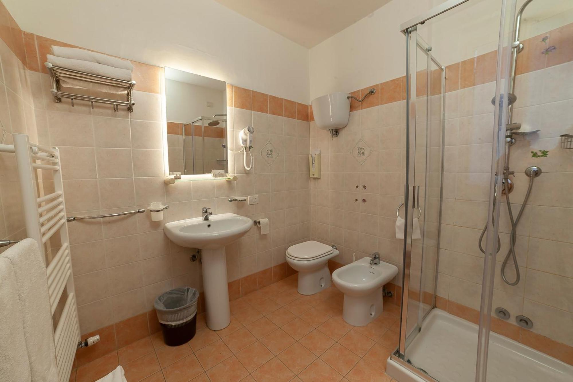 Hotel Pax Assisi Ngoại thất bức ảnh