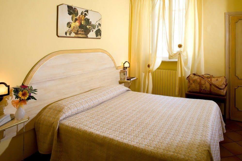 Hotel Pax Assisi Ngoại thất bức ảnh